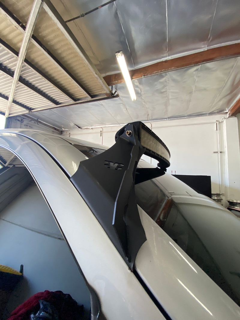 2014 - 2019 Chevy Silverado / GMC Sierra 50" Curved LED Bar Roof Mounts